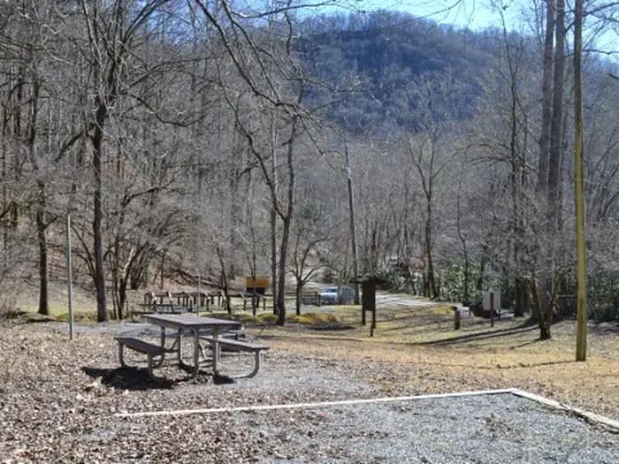 TOW STRING HORSE CAMP