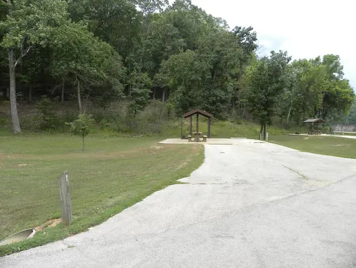 BLUFF VIEW(CLEARWATER LAKE)
