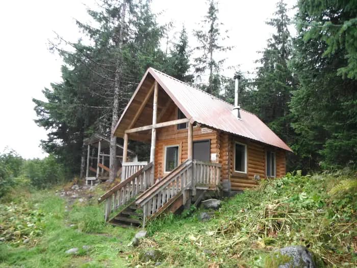EAGLE GLACIER CABIN