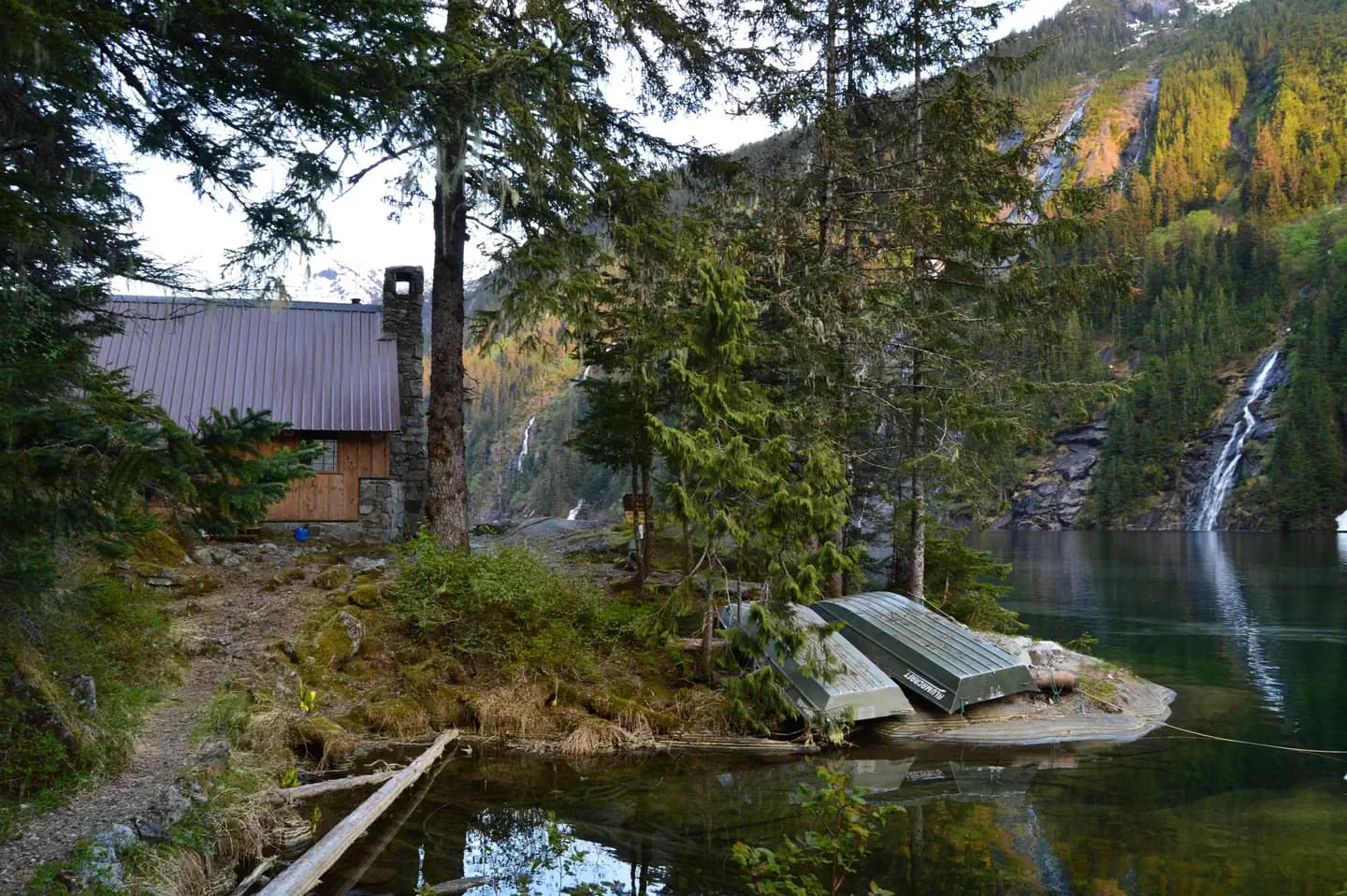 TURNER LAKE WEST CABIN