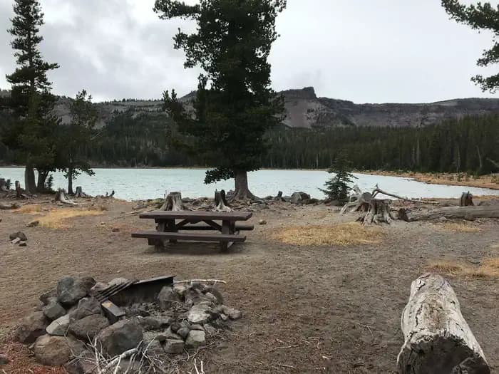 DRIFTWOOD CAMPGROUND - DESCHUTES