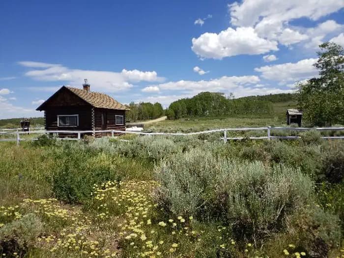 GRIZZLY CREEK GUARD STATION