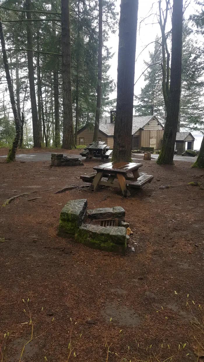 EAGLE CREEK OVERLOOK GRP SITE