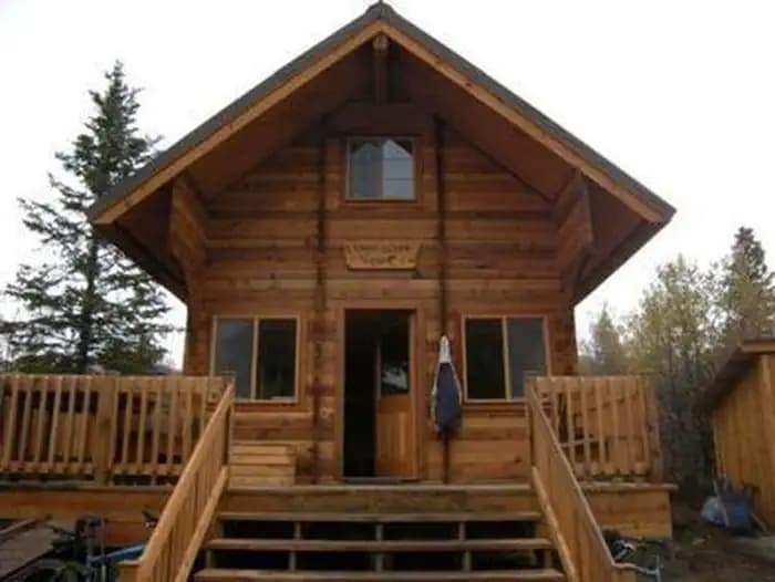 TROUT LAKE CABIN