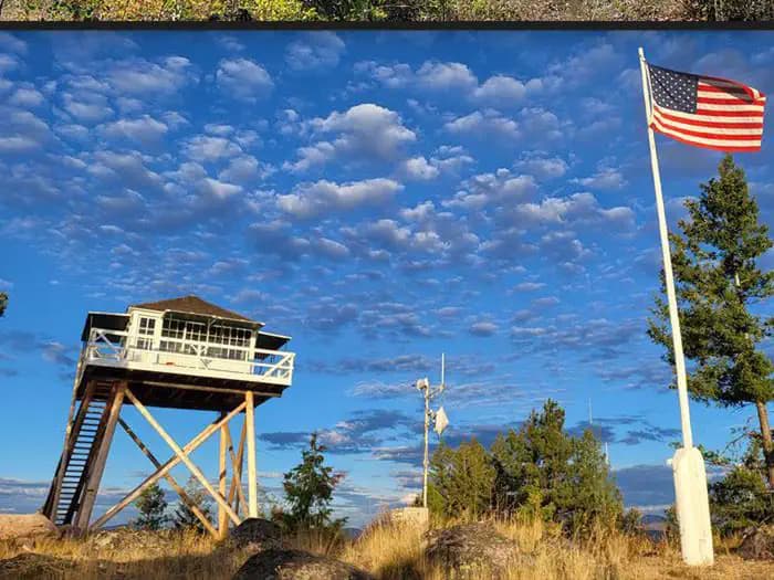 DOUBLE ARROW LOOKOUT