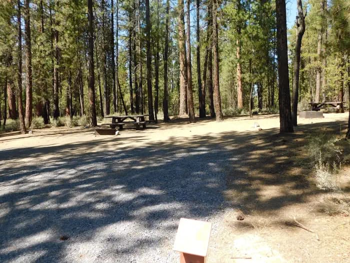 WYETH CAMPGROUND - DESCHUTES